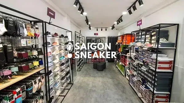 Top 10+ Cửa Hàng Giày Vans Uy Tín Tại Quận 7: Mua Ở Đâu Giá Tốt?