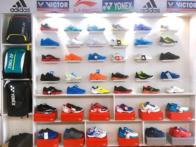 Top 10+ Store Bán Giày Giá Tốt, Chất Lượng Tại Việt Nam Cập Nhật Mới Nhất Top 10+ Store Bán Giày Giá Tốt, Chất Lượng Tại Việt Nam Cập Nhật Mới Nhất