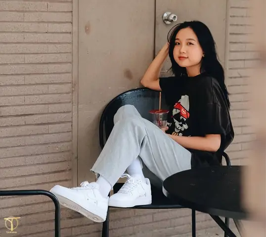 Bật Mí Cách Phối Đồ Với Giày Nike Đen Nữ: Từ Năng Động Đến Sang Trọng Bật Mí Cách Phối Đồ Với Giày Nike Đen Nữ: Từ Năng Động Đến Sang Trọng