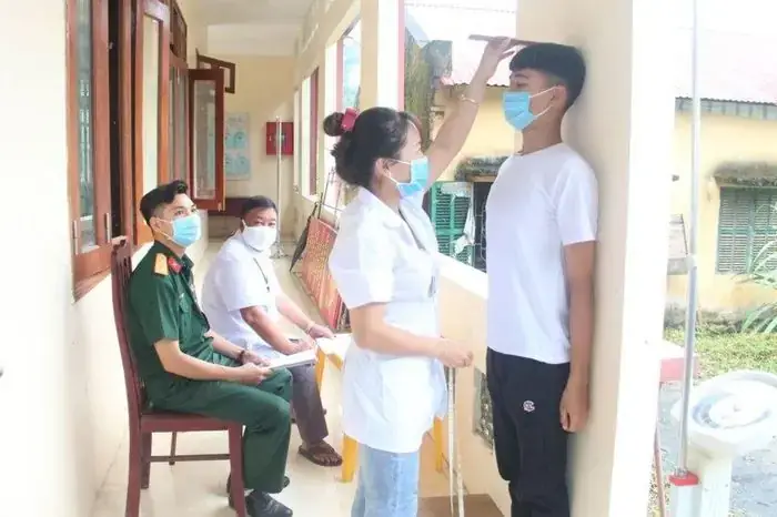 Nghĩa Vụ Quân Sự: Đo Giày & Quần Áo Đúng Size, Chuẩn Bị Nhập Ngũ