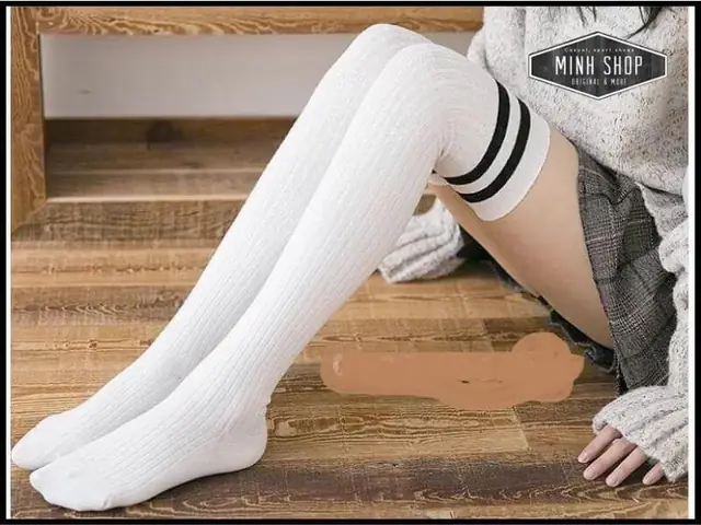 Chọn Tất Da Dài Phù Hợp Với Giày Thể Thao: Hướng Dẫn Chi Tiết & Mẹo Phối Đồ Chọn Tất Da Dài Phù Hợp Với Giày Thể Thao: Hướng Dẫn Chi Tiết & Mẹo Phối Đồ