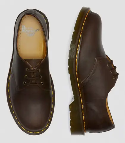 Đánh Giá Chi Tiết Giày Dr. Martens 8053 Da Sáp Màu Nâu: Đặc Điểm, Phối Đồ Và Nơi Mua Chính Hãng Đánh Giá Chi Tiết Giày Dr. Martens 8053 Da Sáp Màu Nâu: Đặc Điểm, Phối Đồ Và Nơi Mua Chính Hãng