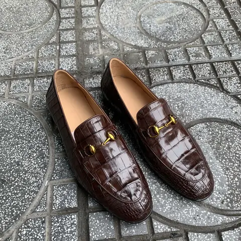 Giày Lười Nam Gucci Da Cá Sấu Đẹp: Mẫu Mã, Chất Liệu & Giá Cả 2024 Giày Lười Nam Gucci Da Cá Sấu Đẹp: Mẫu Mã, Chất Liệu & Giá Cả 2024