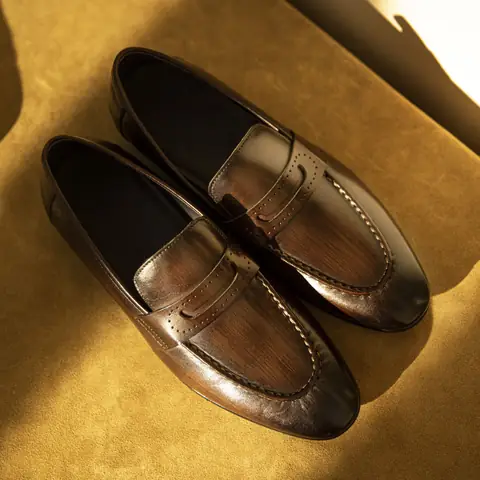 Giày Lười Nam Kho Hàng Hiệu Tp.hcm: Địa Chỉ Mua Sắm & Mẫu Mã Cao Cấp Giày Lười Nam Kho Hàng Hiệu Tp.hcm: Địa Chỉ Mua Sắm & Mẫu Mã Cao Cấp