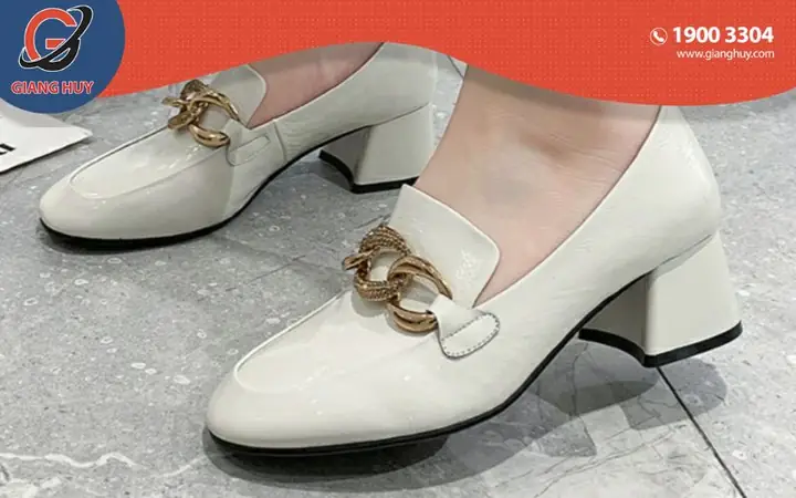 Giày Lười Nữ Đính Đá Quảng Châu: Hướng Dẫn Chọn Mẫu Sang Trọng, Đẹp Nhất Giày Lười Nữ Đính Đá Quảng Châu: Hướng Dẫn Chọn Mẫu Sang Trọng, Đẹp Nhất