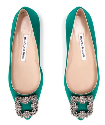 Giày Manolo Blahnik Trong "huyền Thoại Biển Xanh": Chi Tiết Về Đôi Giày Biểu Tượng Của Nàng Tiên Cá Giày Manolo Blahnik Trong "huyền Thoại Biển Xanh": Chi Tiết Về Đôi Giày Biểu Tượng Của Nàng Tiên Cá