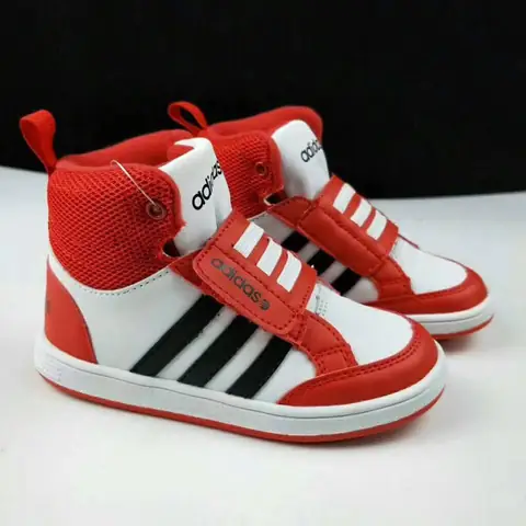 Giày Adidas Nam Cổ Cao & Giày Nữ Adidas: Hướng Dẫn Chọn Lựa Toàn Diện Giày Adidas Nam Cổ Cao & Giày Nữ Adidas: Hướng Dẫn Chọn Lựa Toàn Diện