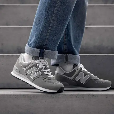 Giày New Balance Màu Nào Dễ Phối Đồ Nhất & Hướng Dẫn Phối Đồ Chuẩn Xu Hướng Giày New Balance Màu Nào Dễ Phối Đồ Nhất & Hướng Dẫn Phối Đồ Chuẩn Xu Hướng