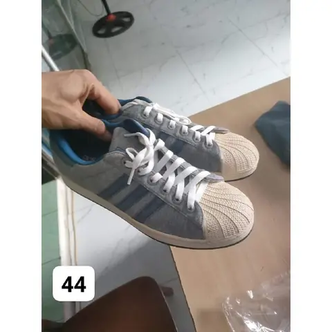 Giày Thể Thao Nam Đã Qua Sử Dụng: Hướng Dẫn Mua, Nơi Bán & Lưu Ý Quan Trọng Giày Thể Thao Nam Đã Qua Sử Dụng: Hướng Dẫn Mua, Nơi Bán & Lưu Ý Quan Trọng
