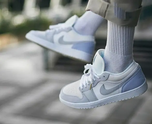Top Giày Nike Đẹp Nhất Thế Giới: Khám Phá Các Mẫu Thịnh Hành & Đáng Sở Hữu Top Giày Nike Đẹp Nhất Thế Giới: Khám Phá Các Mẫu Thịnh Hành & Đáng Sở Hữu
