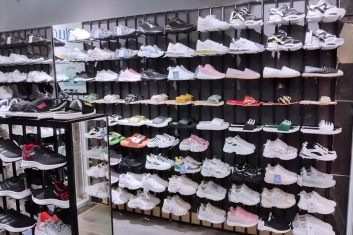 Top Shop Giày Thể Thao Nam Thủ Đức: Địa Chỉ Uy Tín & Mẫu Mã Hot Nhất Top Shop Giày Thể Thao Nam Thủ Đức: Địa Chỉ Uy Tín & Mẫu Mã Hot Nhất